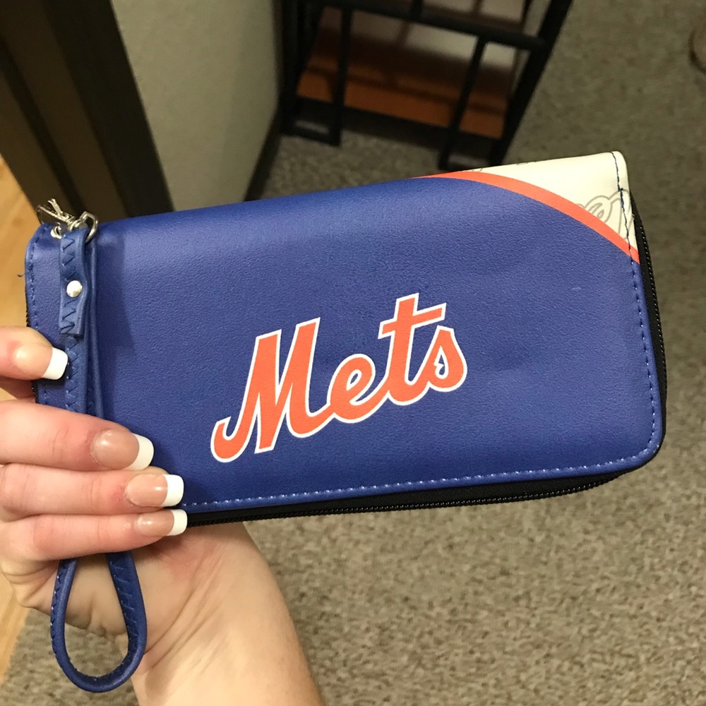 Mets Wristlet